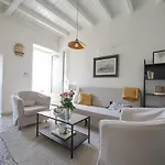 Διαμέρισμα Dream House - Private Terrace W Stunning Isola - Parking *